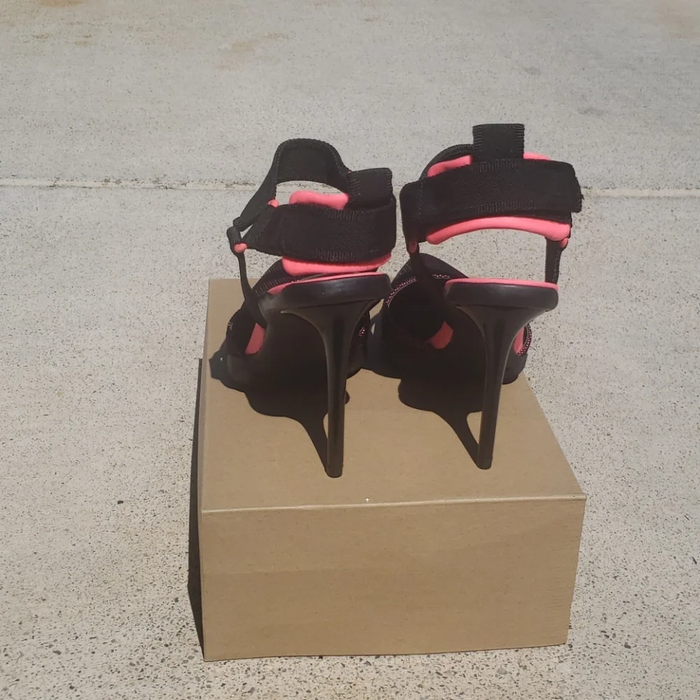 Jessica Simpson heels NWT - Picture 2 of 6